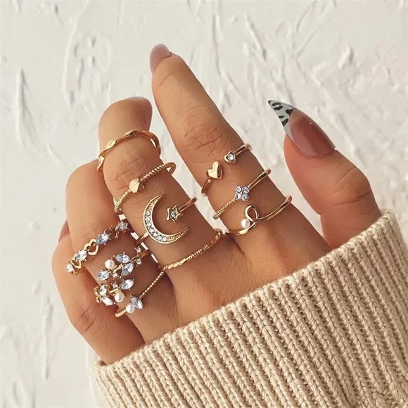 🆕 Moonlight Ring Set - Picture 3 of 4